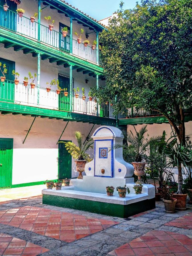 La Puerta Verde De Las Setas De Sevilla Bagian luar foto